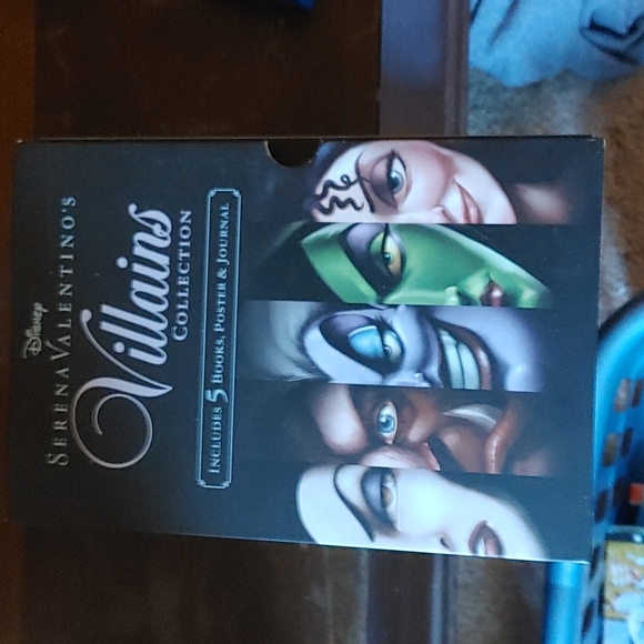 Serena Valentino's Villains collection